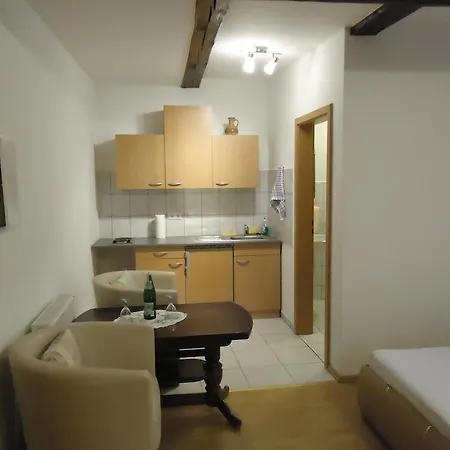 斯塔茂尔河畔公寓 公寓