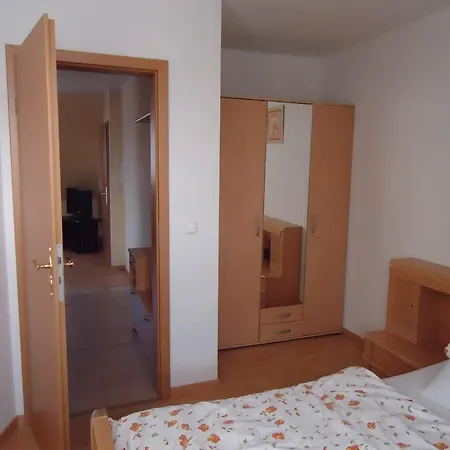 斯塔茂尔河畔公寓 公寓 韦尼格罗德