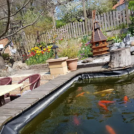 斯塔茂尔河畔公寓 公寓 *